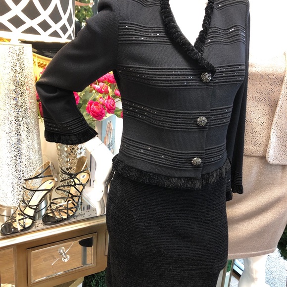 St. John Evening Marie Gray Black Emb. Skirt Suit - Picture 4 of 8